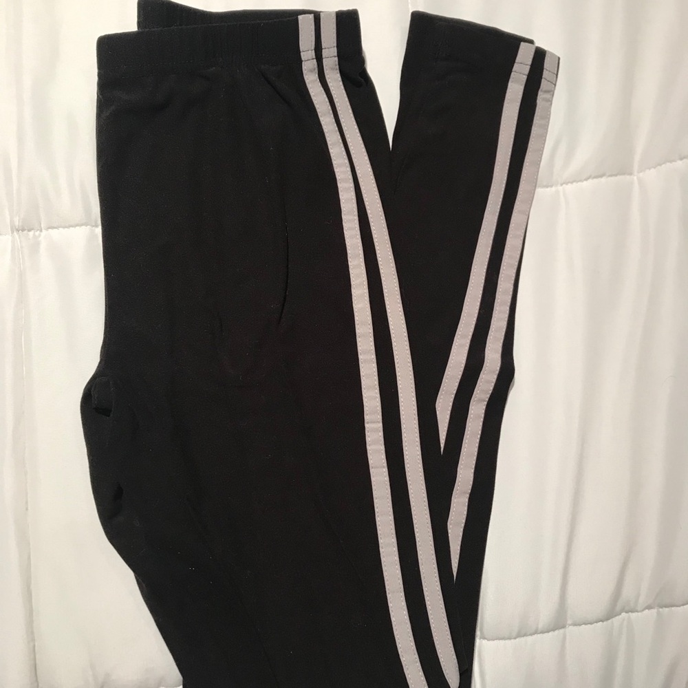black & white leggings